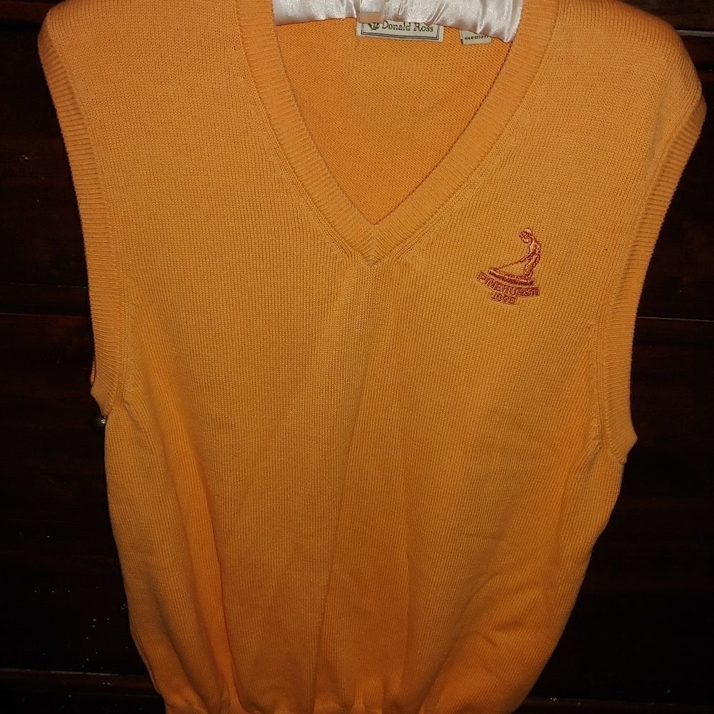 Donald Ross Cotton Golf Vest. Size Medium.